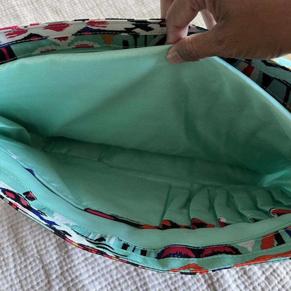 Vera Bradley Messenger Bag Womens Aqua Ikat Crossbody Shoulder Purse Geometric - Picture 11 of 16